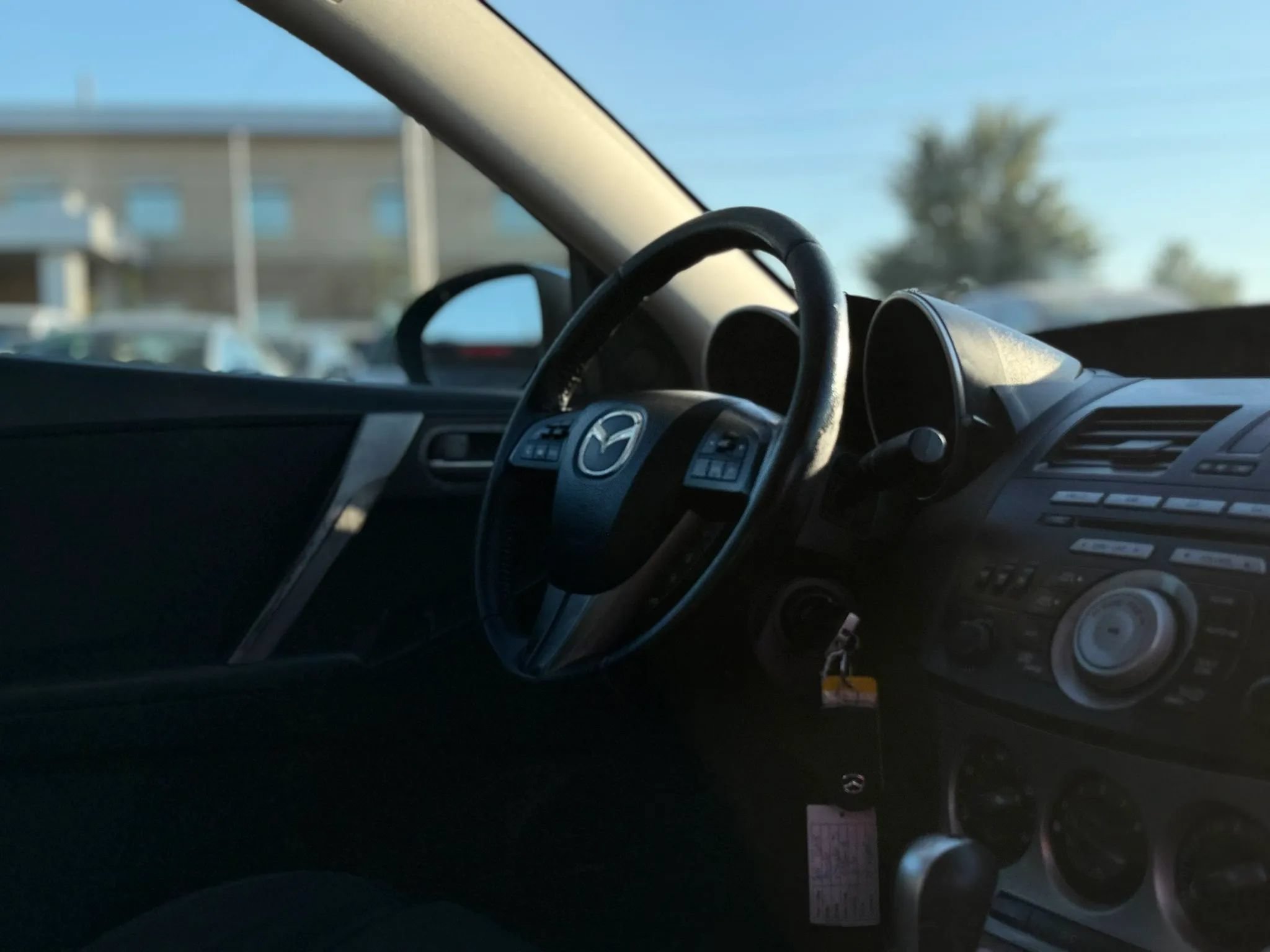 Used 2010 MAZDA MAZDA3 s Sport FWD image 24