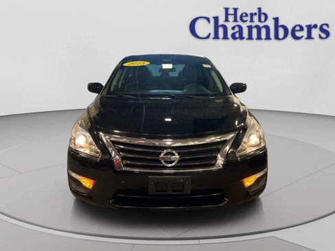 Used 2015 Nissan Altima 2.5 S w/ Sport Value Package FWD image 2