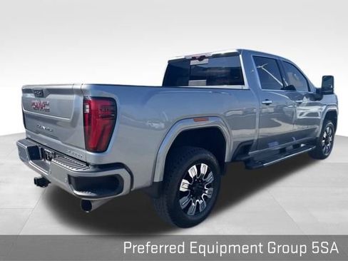Used 2024 GMC Sierra 2500 Denali w/ Denali Reserve Package AWD/4WD image 11