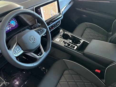 New 2026 Volkswagen Atlas SEL Premium R-Line image 9