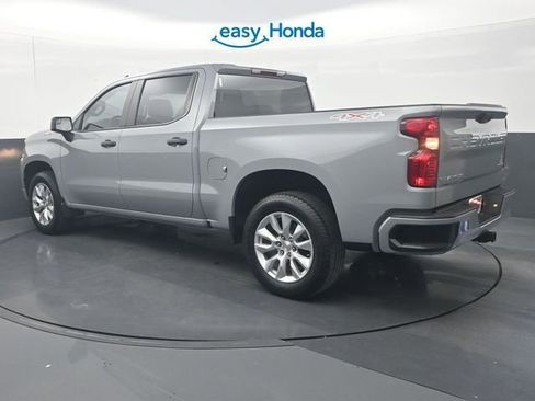 Used 2024 Chevrolet Silverado 1500 Custom image 5