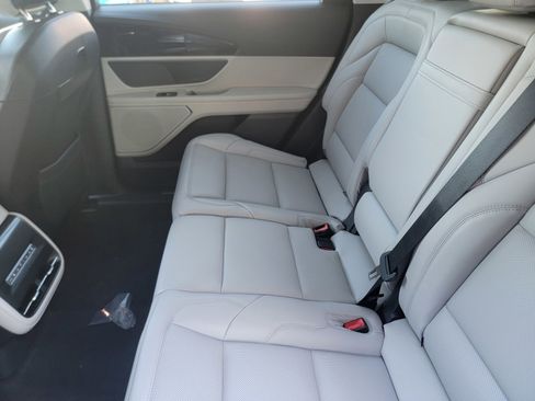 New 2026 Lincoln Nautilus Premier image 9