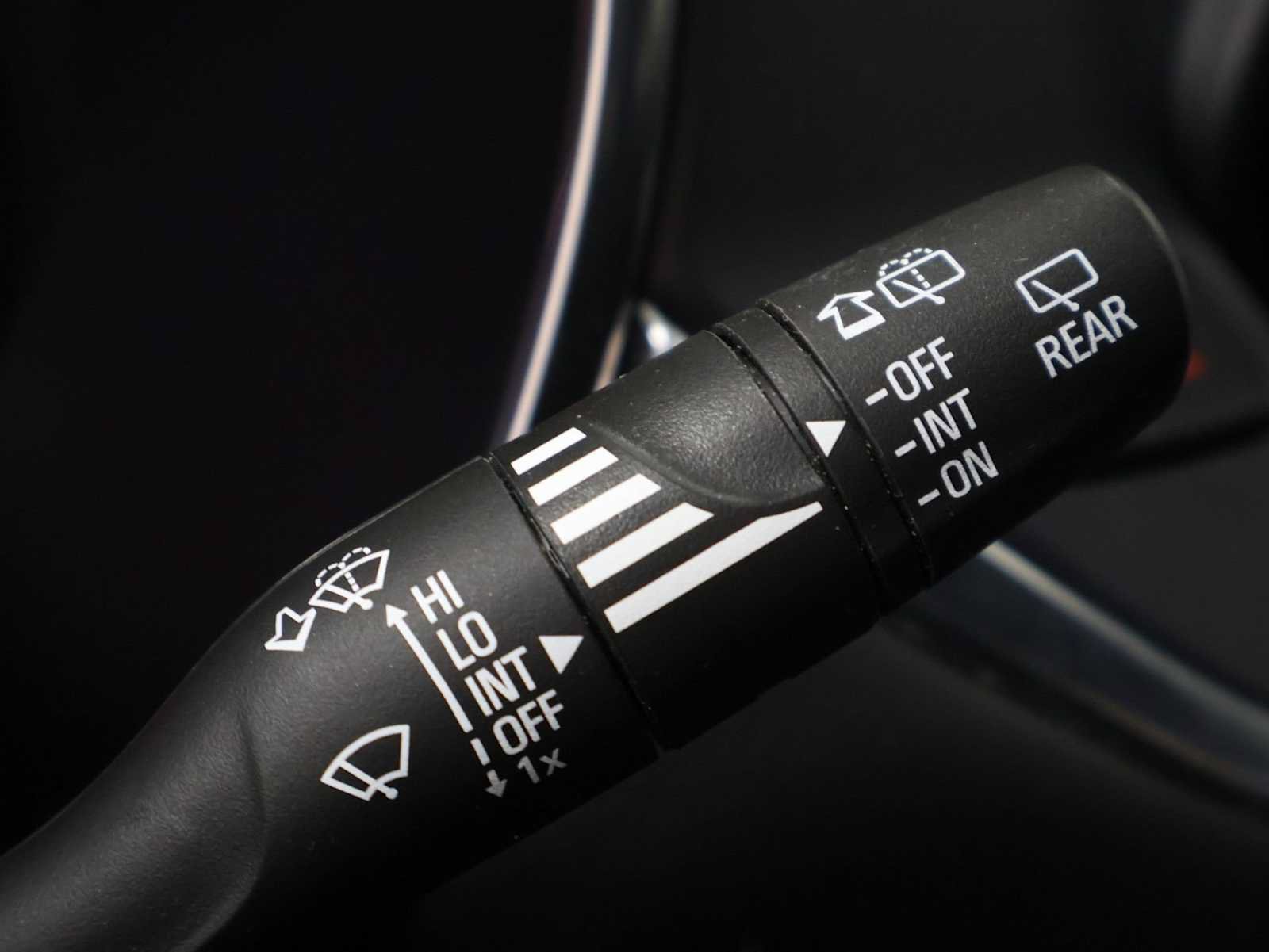 Used 2021 Chevrolet Blazer LT w/ Redline Edition FWD image 25