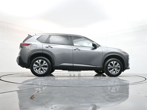 Used 2023 Nissan Rogue SV image 36