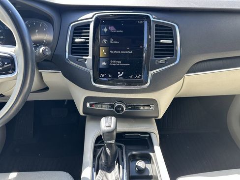 Used 2020 Volvo XC90 T5 Momentum w/ Protection Package Premier image 9