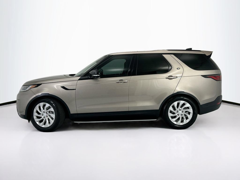 Certified 2025 Land Rover Discovery S AWD/4WD image 8