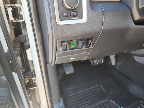 Used 2010 Dodge Ram 2500 Truck SLT image 17