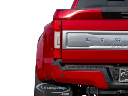 Used 2022 Ford F450 Limited w/ FX4 Off-Road Package image 48