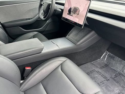 Used 2025 Tesla Model 3 Long Range RWD image 17