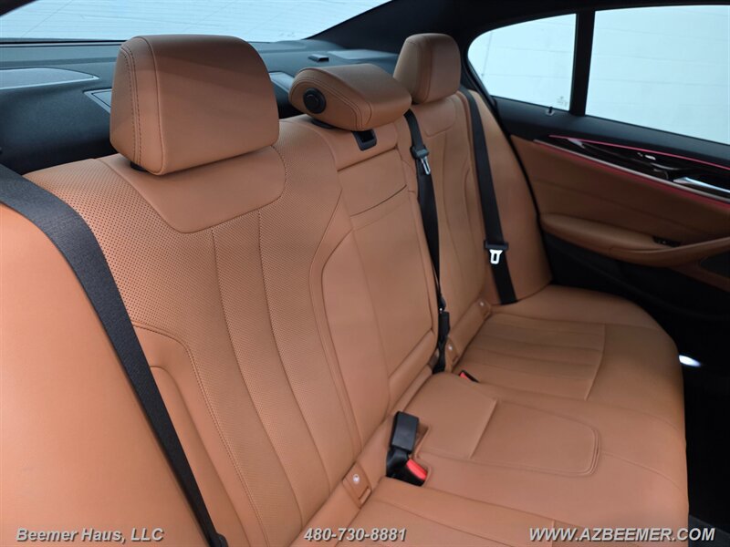 Used 2023 BMW 530i w/ M Sport Package RWD image 31