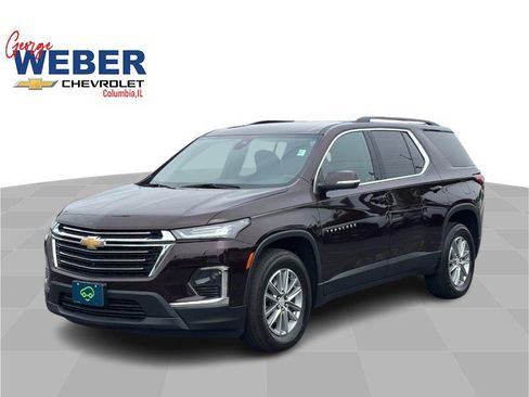 Certified 2023 Chevrolet Traverse LT FWD image 1