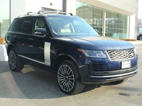 Used 2020 Land Rover Range Rover HSE image 10