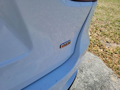 Used 2019 Kia Sorento LX image 7