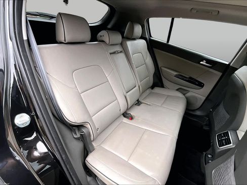 Used 2019 Kia Sportage EX w/ EX Premium Package FWD image 21