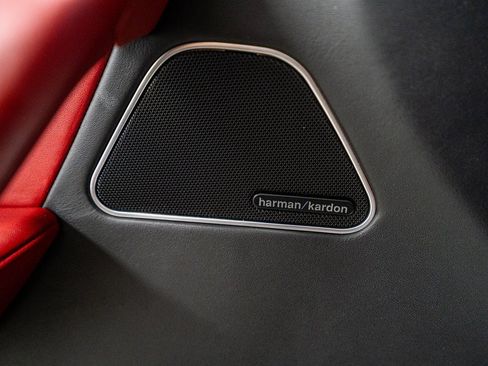 Used 2018 Maserati Levante S GranSport image 37