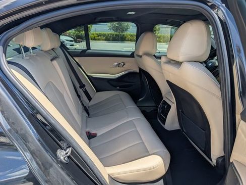 Used 2023 BMW 330i xDrive Sedan AWD/4WD image 16