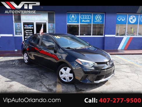 Used 2016 Toyota Corolla LE FWD image 1