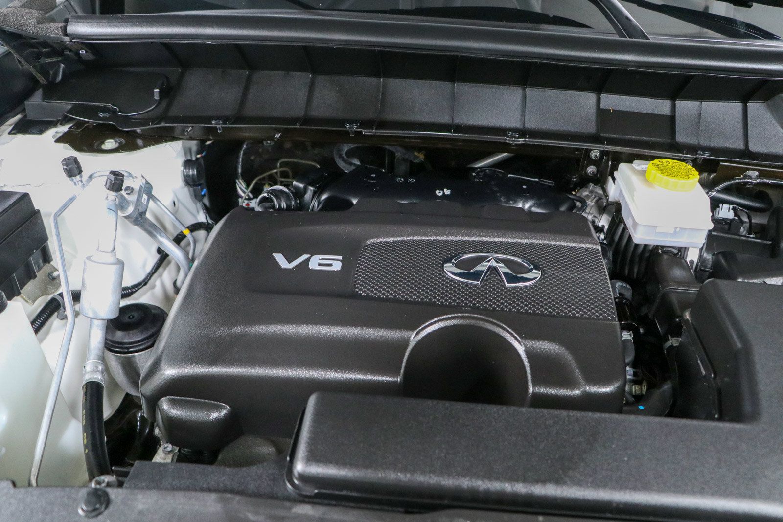 Used 2023 INFINITI QX60 Luxe w/ Performance Audio Package AWD/4WD image 34