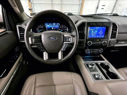 Used 2020 Ford Expedition Max XLT w/ Equipment Group 202A AWD/4WD image 5