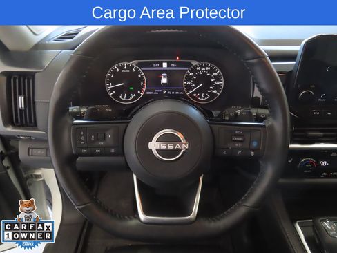 Used 2023 Nissan Pathfinder SL w/ SL Premium Package image 17