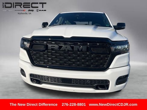 New 2026 RAM 1500 4x4 Crew Cab image 10