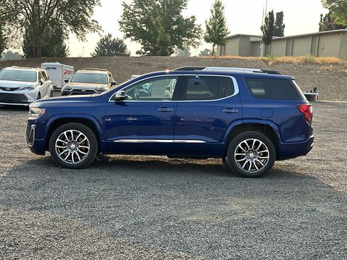 Used 2023 GMC Acadia Denali w/ Denali Ultimate Package AWD/4WD image 8