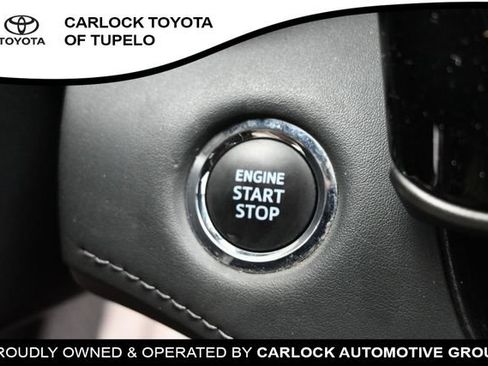 Used 2023 Toyota Highlander XLE FWD image 35