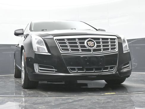 Used 2014 Cadillac XTS Luxury w/ Driver Awareness Package FWD image 41