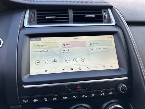 Used 2018 Jaguar E-PACE S image 56