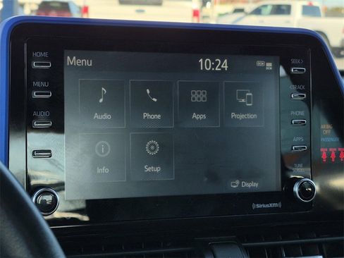 Used 2022 Toyota C-HR XLE image 20