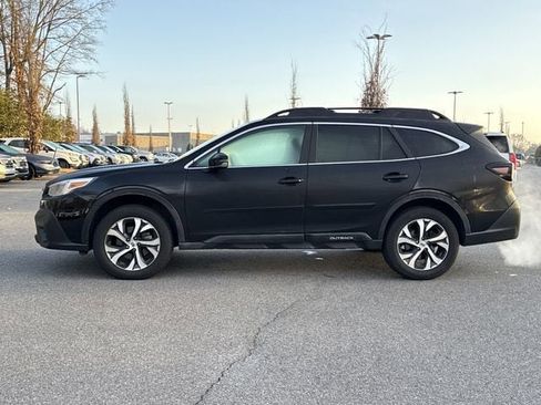 Used 2022 Subaru Outback Limited image 6