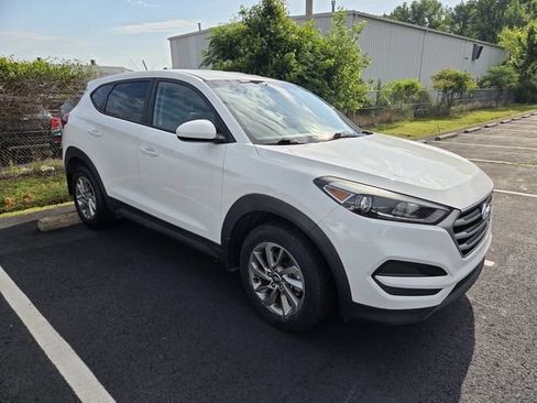 Used 2017 Hyundai Tucson SE FWD image 3