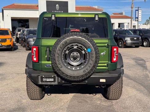 New 2025 Ford Bronco Badlands image 11