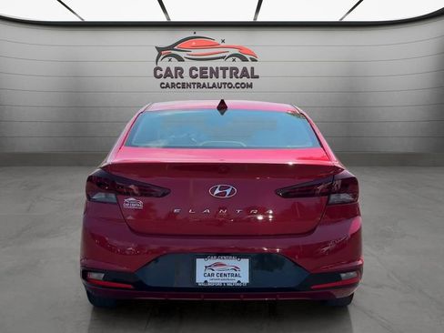 Used 2020 Hyundai Elantra Value Edition FWD image 4