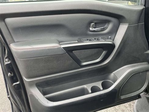 Used 2024 Nissan Titan PRO-4X w/ Off Road Protection Package image 10