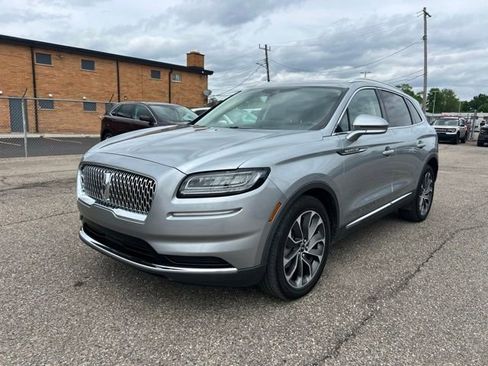Used 2023 Lincoln Nautilus Reserve AWD/4WD image 30