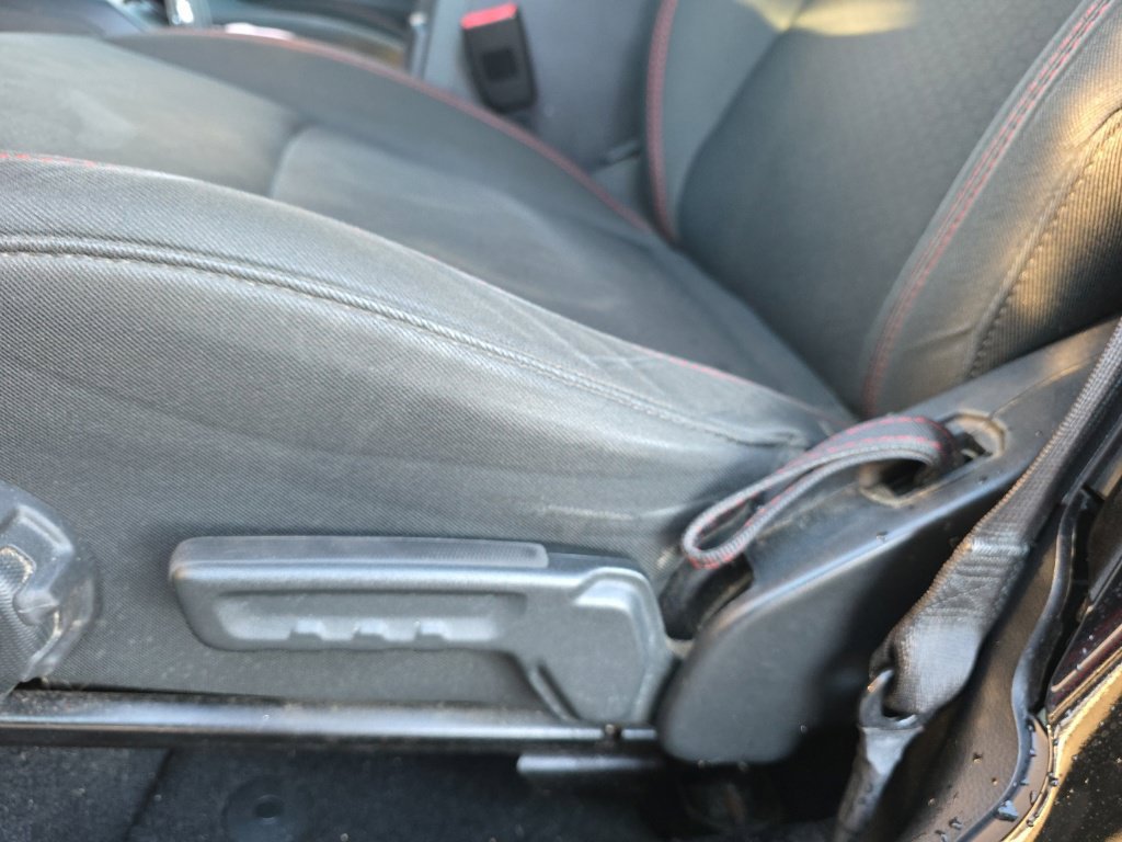 Used 2018 Jeep Wrangler Unlimited Rubicon AWD/4WD image 16