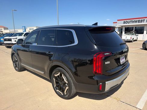 Used 2024 Kia Telluride S w/ S Sunroof Package FWD image 7