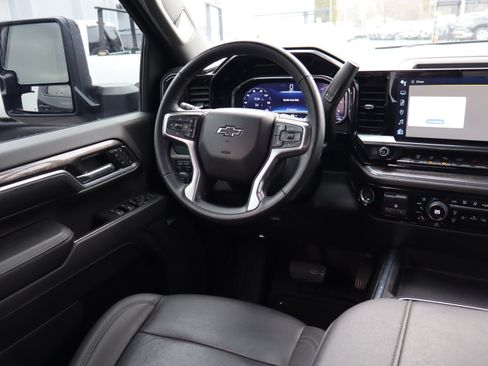 Certified 2024 Chevrolet Silverado 2500 LTZ w/ LTZ Plus Package image 16
