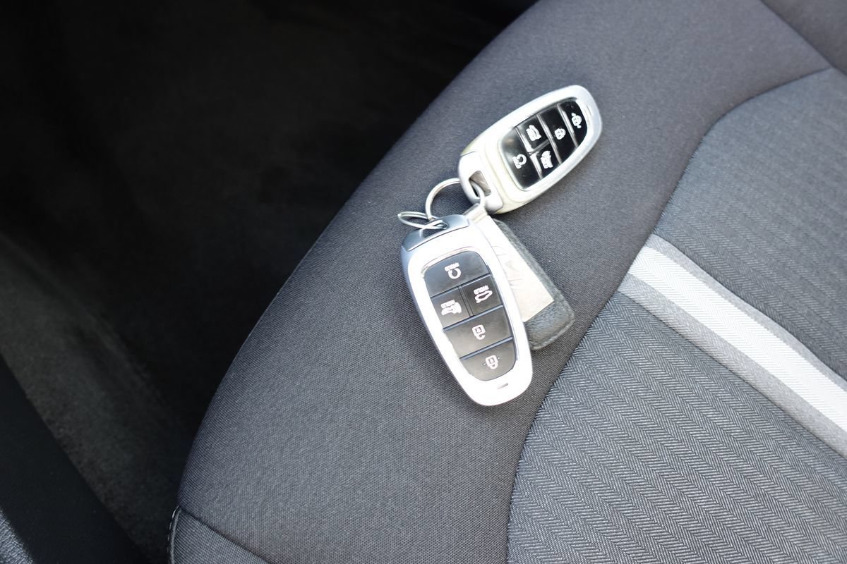 Used 2021 Hyundai Sonata SEL w/ Convenience Package FWD image 35
