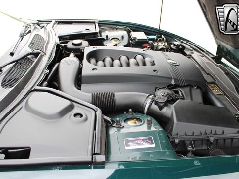 Used 2003 Jaguar XK8 Convertible image 5