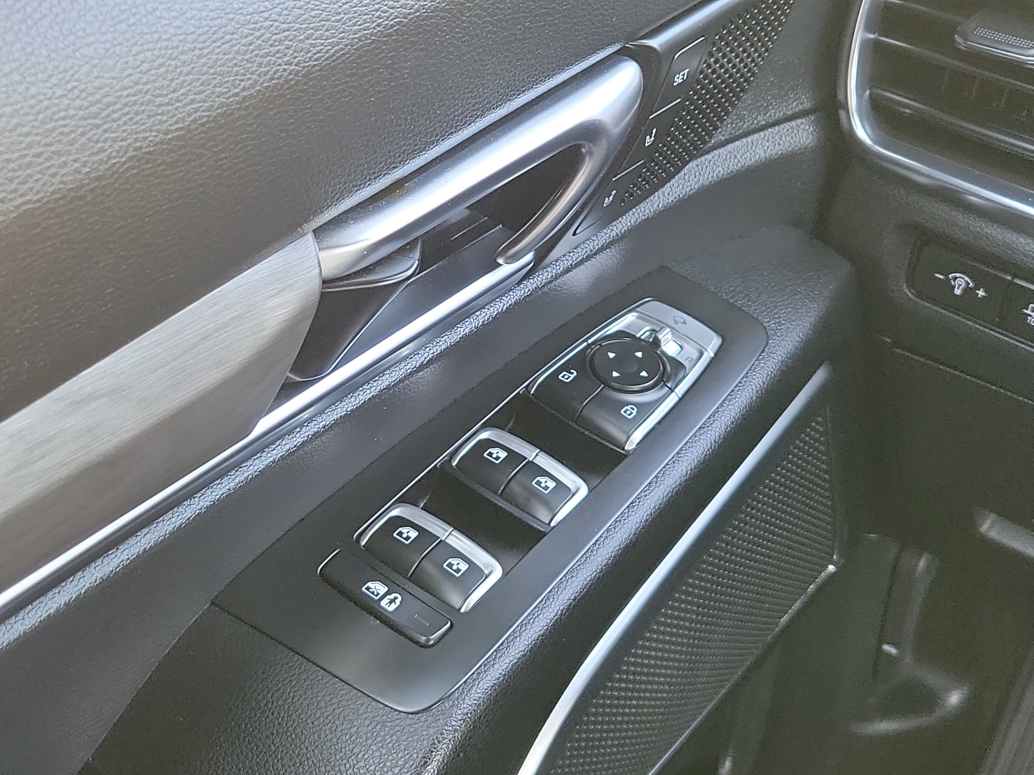 Used 2024 Kia Telluride SX X-Line AWD/4WD image 21