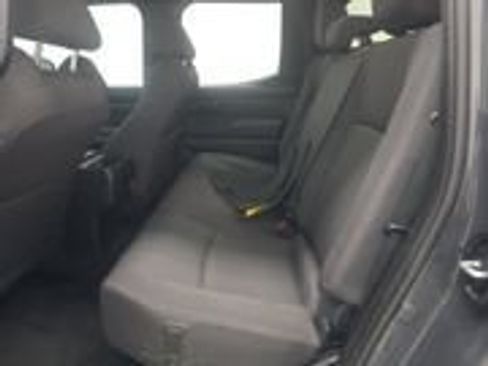 Used 2025 Toyota Tacoma SR5 AWD/4WD image 13