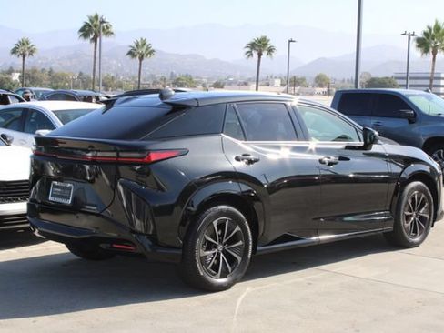 Certified 2026 Lexus RZ 450e AWD w/ Technology Package image 21