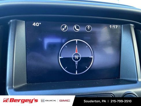 Used 2015 GMC Canyon SLE w/ SLE Convenience Package image 16