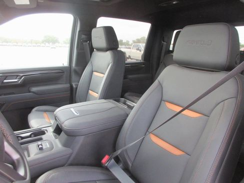 New 2026 GMC Sierra 2500 AT4 w/ AT4 Premium Plus Package image 13