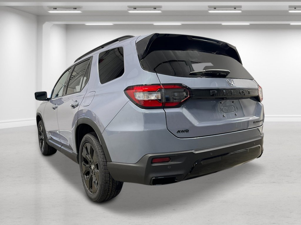 New 2026 Honda Pilot Black Edition image 3