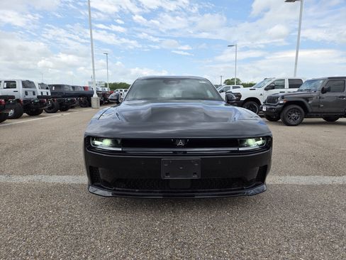 Used 2025 Dodge Charger Daytona R/T w/ Quick Order Package 25M R/T AWD/4WD image 2