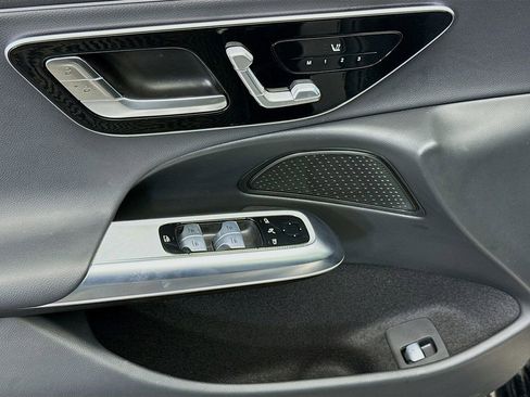 Certified 2025 Mercedes-Benz E 350 Sedan image 22