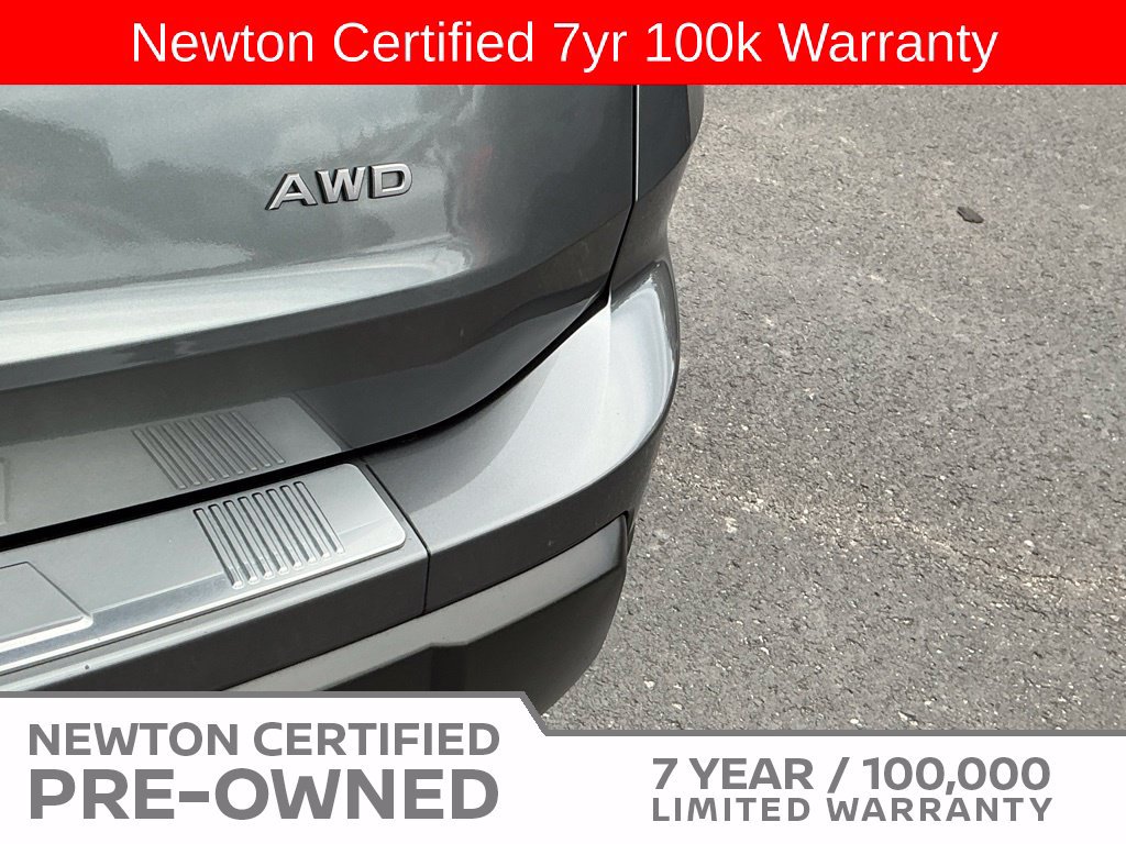 Used 2025 Nissan Rogue SV AWD/4WD image 9